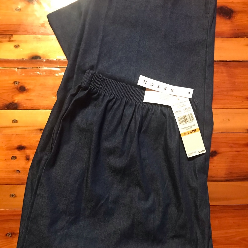 Size 24 W Alfred Dunner Ladies Stretch Pants.